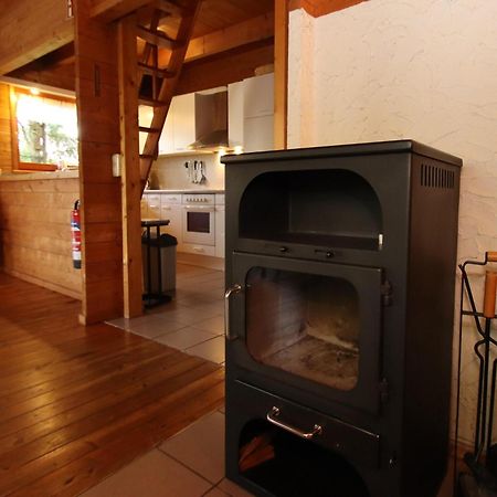 Ferienhaus Svenja, Wiefelstede-Lehe Exteriör bild