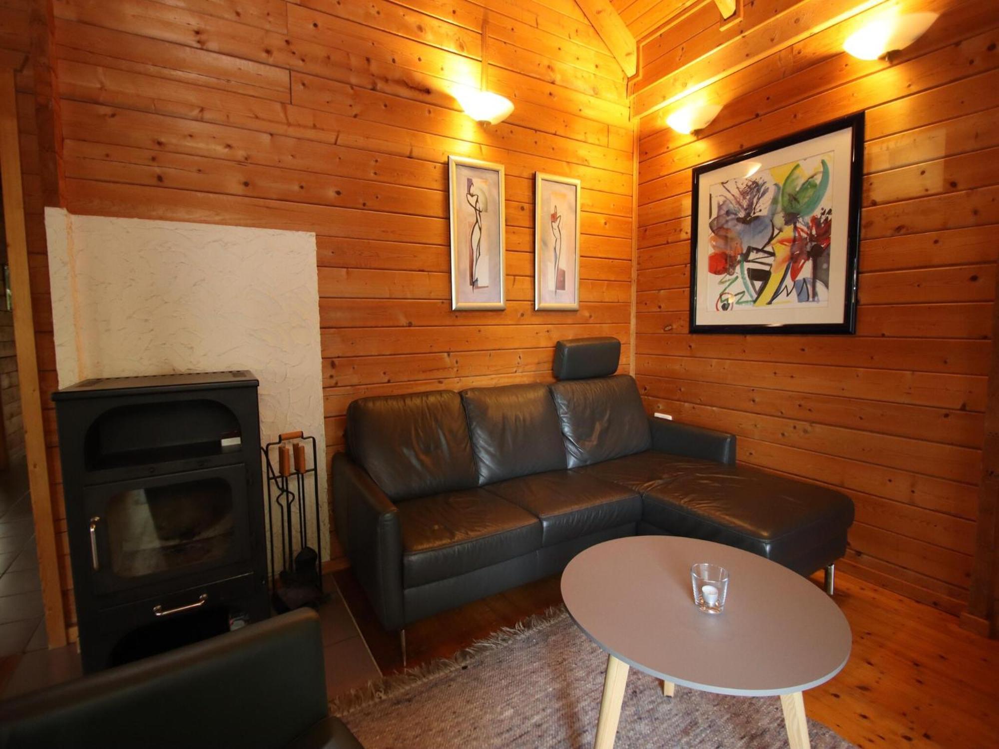 Ferienhaus Svenja, Wiefelstede-Lehe Exteriör bild